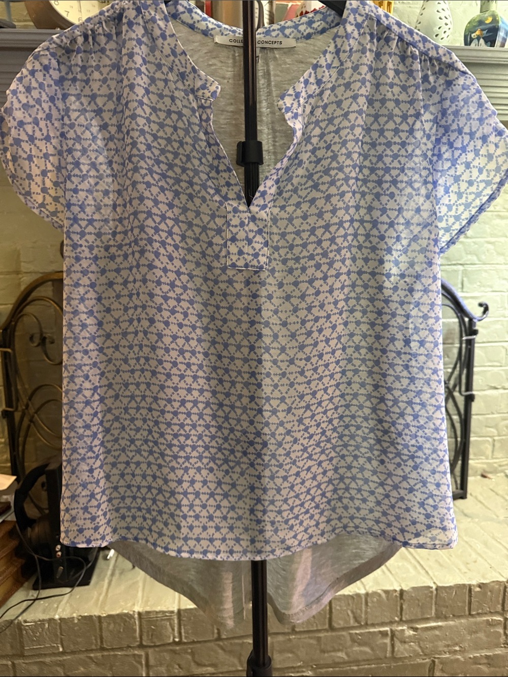 Collective Concepts Light Blue Geometric Notch-Neck Blouse